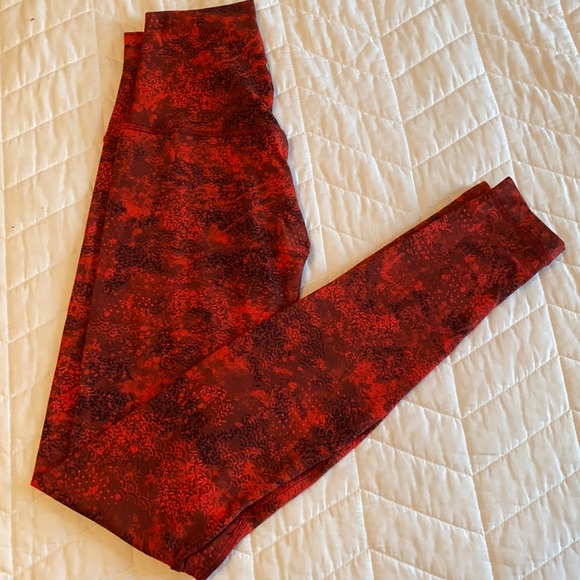 Spec. Edition Lululemon Lunar NY Align Pant 28”